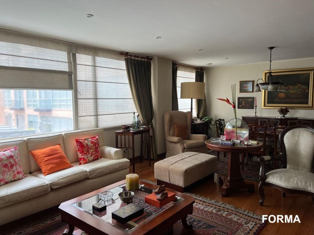 Apartamento de 3 alcobas en venta en Chico, Bogotá, 186 m² · foto 4 de 20