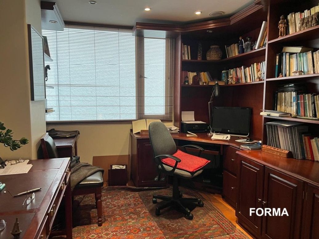 Apartamento de 3 alcobas en venta en Chico, Bogotá, 186 m² · foto 9 de 20