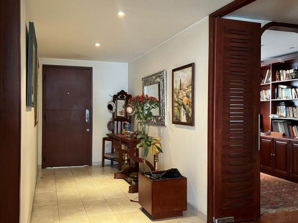 Apartamento de 3 alcobas en venta en Chico, Bogotá, 186 m² · foto 15 de 20