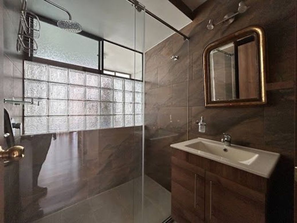 Apartamento de 2 alcobas en venta en Chapinero, Bogotá, 106 m² · foto 12 de 13