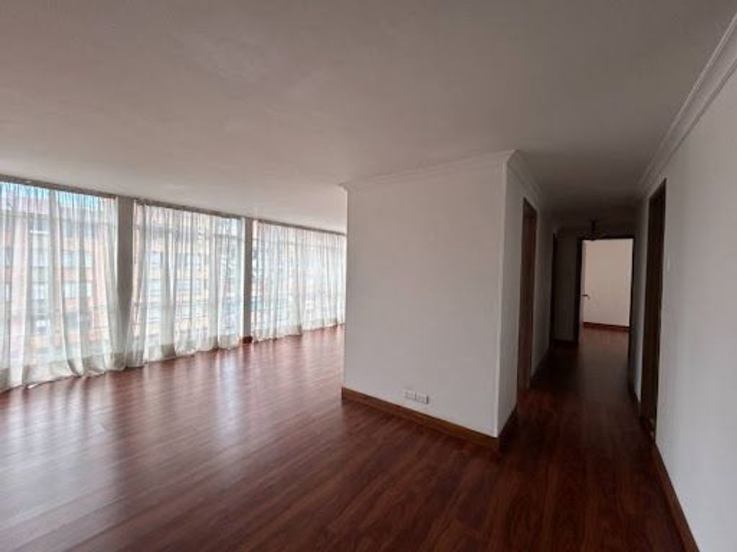 Apartamento de 2 alcobas en venta en Chapinero, Bogotá, 106 m² · foto 5 de 13
