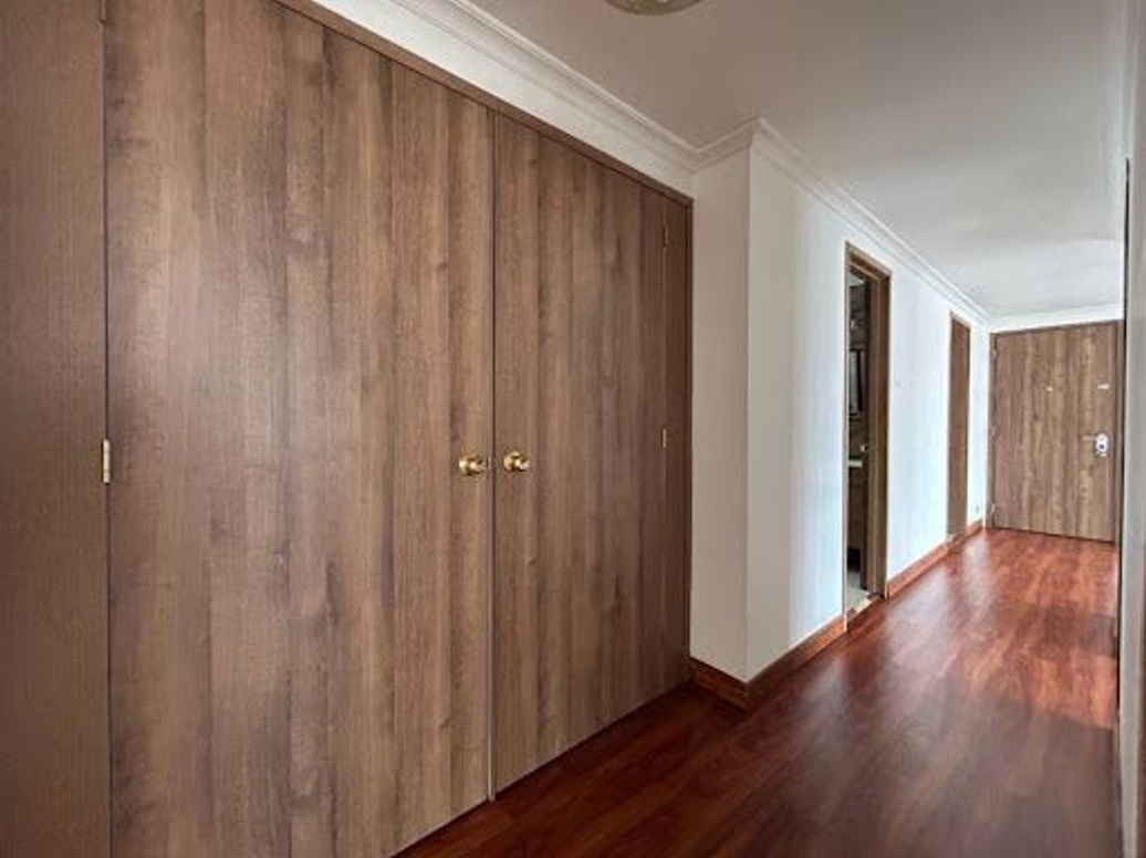 Apartamento de 2 alcobas en venta en Chapinero, Bogotá, 106 m² · foto 9 de 13