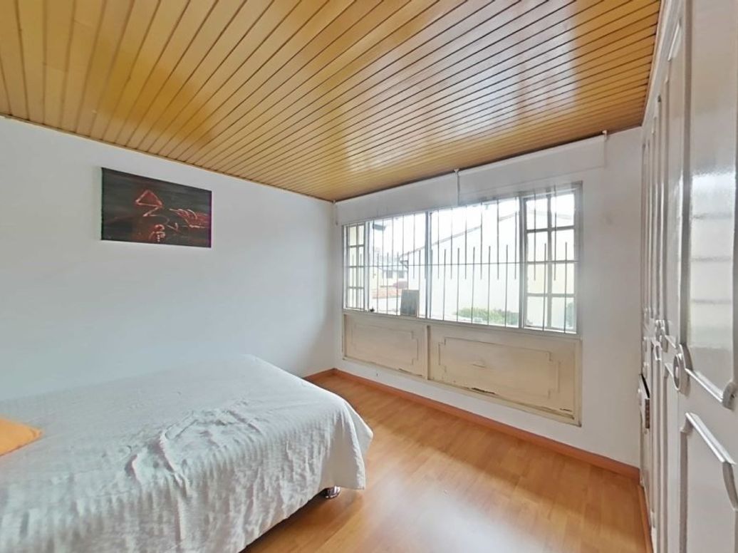 Casa de 5 alcobas en venta en Villa Magdala, Bogotá, 200 m² · foto 11 de 20