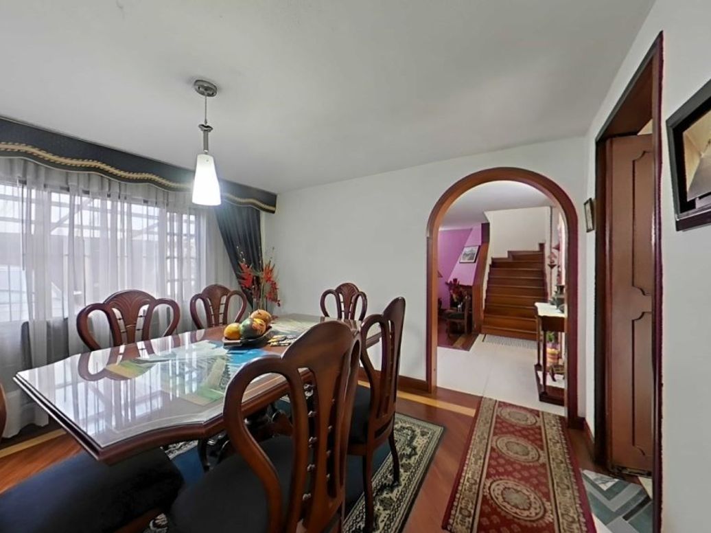 Casa de 5 alcobas en venta en Villa Magdala, Bogotá, 200 m² · foto 9 de 20