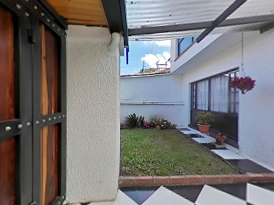 Casa de 5 alcobas en venta en Villa Magdala, Bogotá, 200 m² · foto 20 de 20