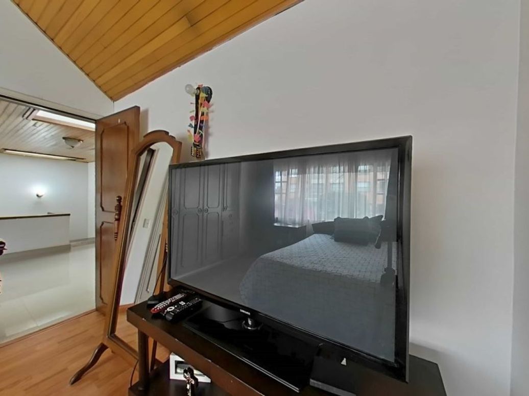Casa de 5 alcobas en venta en Villa Magdala, Bogotá, 200 m² · foto 16 de 20