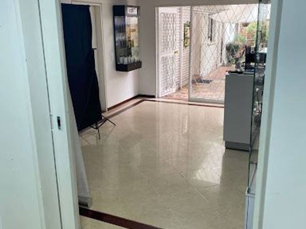 Casa de 5 alcobas en venta en Santa Barbara, Bogotá, 196 m² · foto 16 de 20