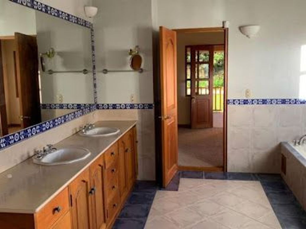 Casa de 4 alcobas en venta en Floresta De La Sabana, Bogotá, 501 m² · foto 10 de 11