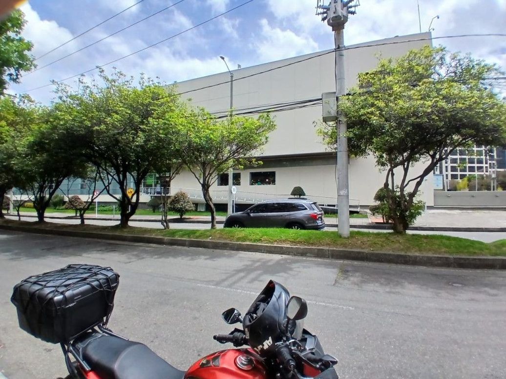 Apartamento de 2 alcobas en venta en Santa Ana Occidental, Bogotá, 60 m² · foto 2 de 20