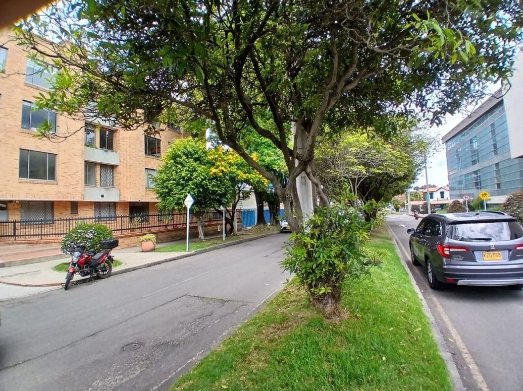 Apartamento de 2 alcobas en venta en Santa Ana Occidental, Bogotá, 60 m² · foto 4 de 20