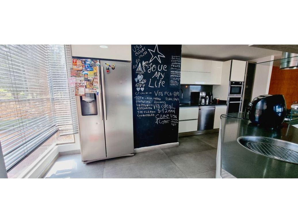 Apartamento de 3 alcobas en venta en Gratamira, Bogotá, 164 m² · foto 12 de 20