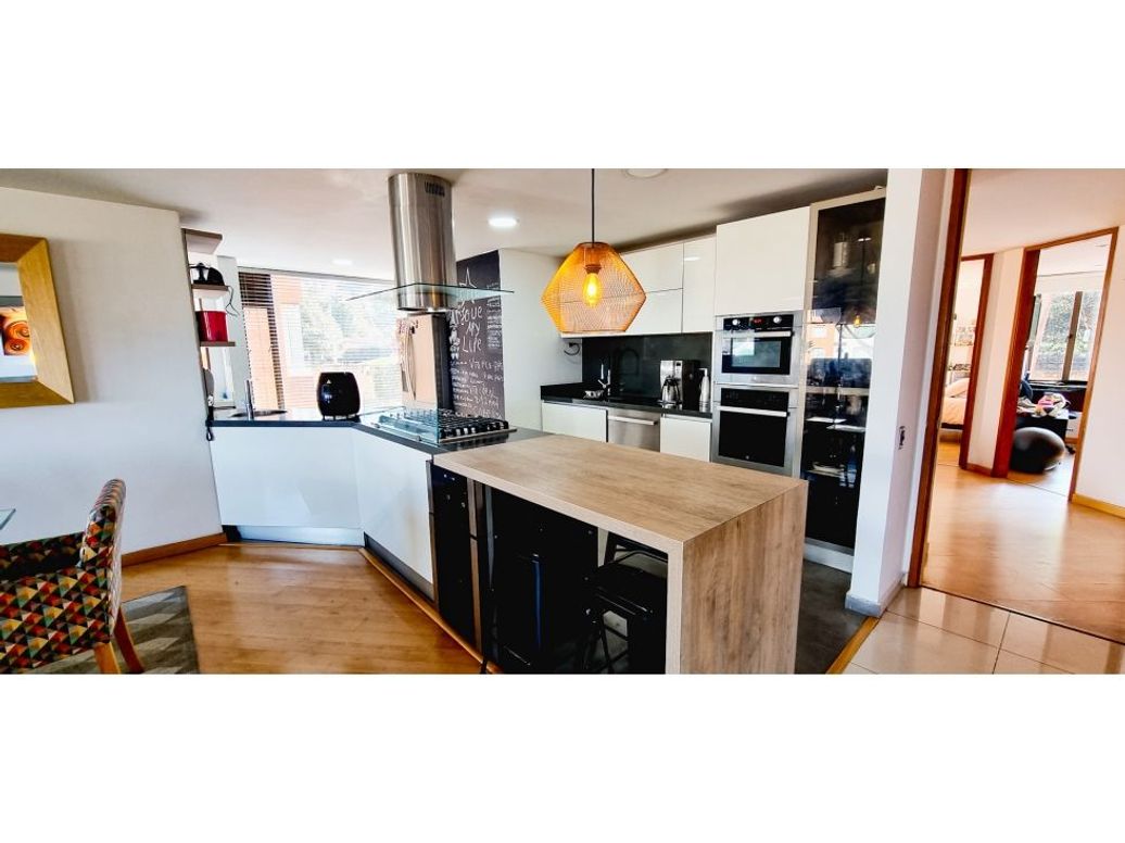 Apartamento de 3 alcobas en venta en Gratamira, Bogotá, 164 m² · foto 9 de 20