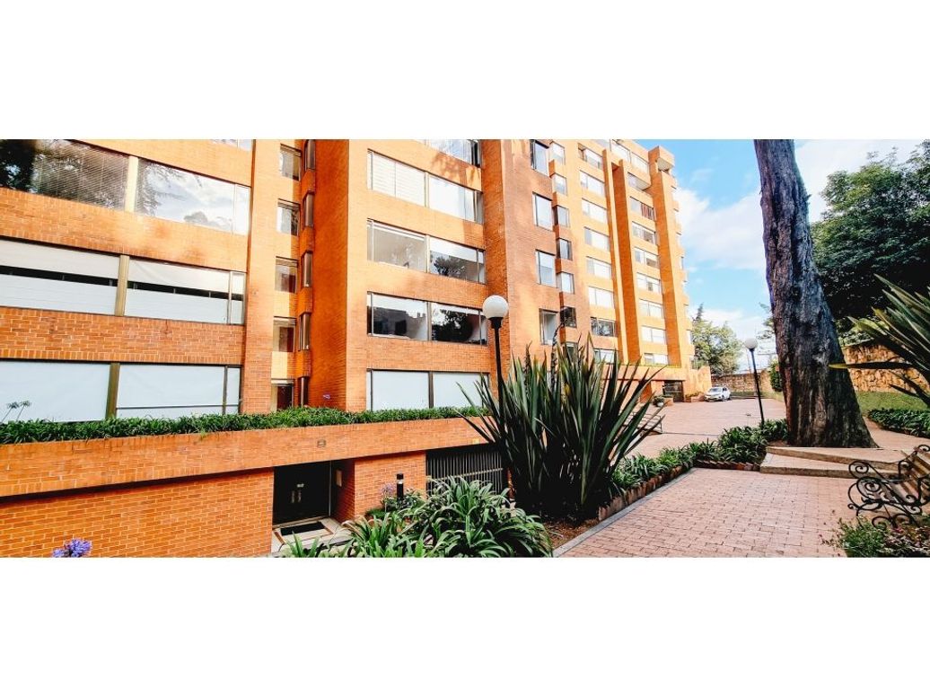 Apartamento de 3 alcobas en venta en Gratamira, Bogotá, 164 m² · foto 2 de 20