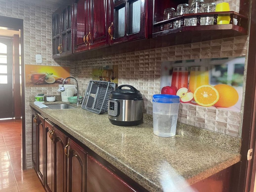 Casa de 8 alcobas en venta en Quiroga Sur, Bogotá, 139 m² · foto 6 de 20
