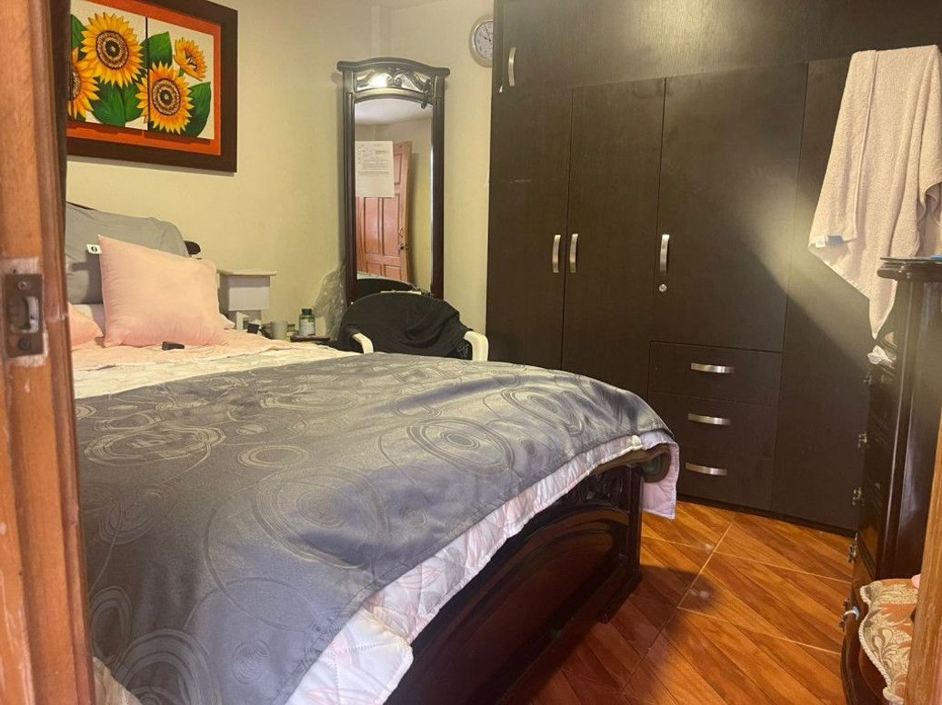 Casa de 8 alcobas en venta en Quiroga Sur, Bogotá, 139 m² · foto 11 de 20