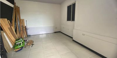 Local en Arriendo San Diego Medellin

 


Local área 35 metros 1 solo espacio, cocineta, 1 baño,
Pisos en cerámica.

Cerca de centro comercial san diego, Falabella, restaurantes
Sobre vía principal, con fácil acceso al transporte público.
