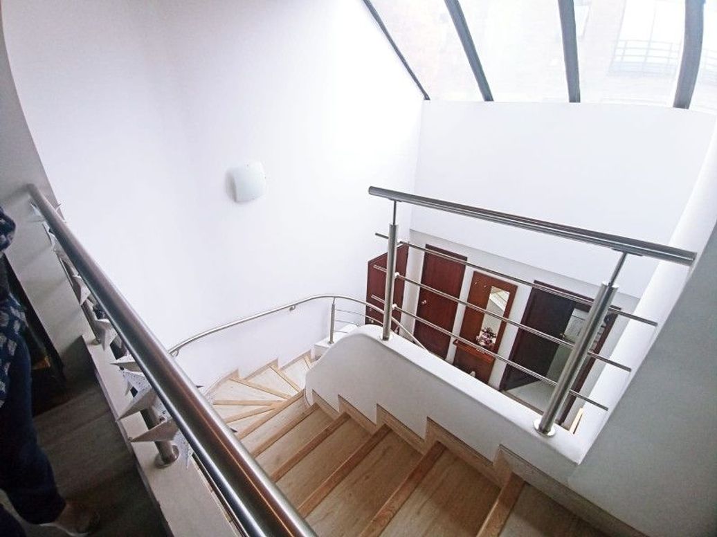 Apartamento de 3 alcobas en venta en Santa Barbara Occidental, Bogotá, 359 m² · foto 12 de 17
