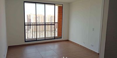 [ARR] ID HOUM: 158742

Entérate de todos los beneficios al arrendar con nosotros:
    • Asistencia e intermediación con el propietario
    • Firma tu contrato online
    • Arrienda sin burocracia, sin papeleos ni notarías

Departamento en arriendo, ubicado en el barrio San Carlos, con una superficie construida de 57.00 m² y superficie total de 64.00  m². 

Sus principales características son:

    • No amoblado
    • 3 dormitorios
    • 2 baños
    • Admite mascotas
    • Año de construcción: 2024
    • Cuarto de lavado
            
Además, el inmueble cuenta con las siguientes amenidades:

    • Salón de eventos
    • Ascensor
    • Zona de juegos
    • Alberca
    • Gimnasio
    • Lavandería
    • Zona de asadores

Si arriendas con nosotros, te brindamos asesoría personalizada durante todo el proceso.

Requisitos para arrendar con nosotros:

    • Arrienda sin codeudor*, fácil, rápido y seguro
    • Demuestra un ingreso mensual neto de al menos 2.5 veces el valor del arriendo (los ingresos mensuales se pueden complementar por las personas que vivirán en este inmueble)
    • Completa tu información básica y mándanos tus extractos bancarios o documentos que demuestren tus ingresos
    • No debes tener reportes negativos en centrales de crédito
        

IMPORTANTE:

    • Te invitamos a agendar una visita a esta propiedad
    • Si tienes alguna duda por favor puedes solicitar más información desde los portales como también contactarte directamente con nosotros
    
Más que una inmobiliaria, somos Houm.
*Aplican T&C