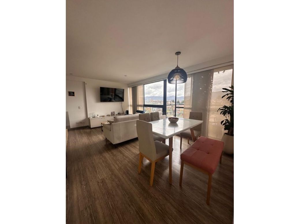 Apartamento de 3 alcobas en venta en Minuto De Dios, Bogotá, 96 m² · foto 2 de 12