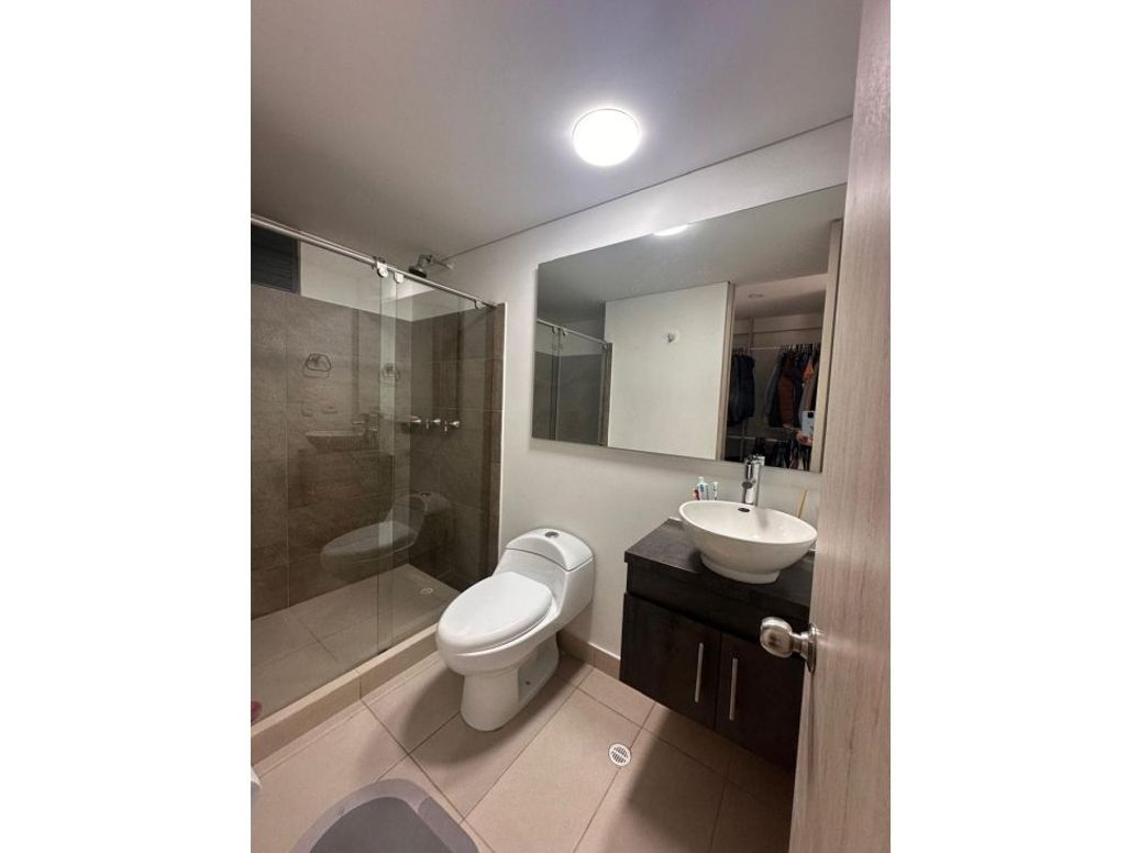 Apartamento de 3 alcobas en venta en Minuto De Dios, Bogotá, 96 m² · foto 7 de 12