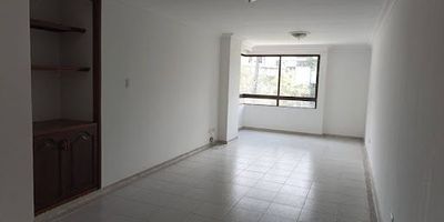 SE ARRIENDA APARTAMENTO!!  Ubicado en el sector de los Alpes , zona exclusiva de la ciudad, cerca a colegios, universidades, centros comerciales, restaurantes, vías de acceso a transporte publico este hermoso apartamento cuenta con 120mt2 distribuidos en 3 habitaciones con closet, habitacion de servicio, estudio, 3 baños, cocina integral, zona de ropas, balcon, y parqueadero privado. CONTACTANOS YA!! 