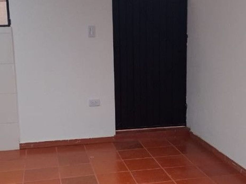 Casa de 7 alcobas en venta en Villa De Los Alpes, Bogotá, 113 m² · foto 4 de 20