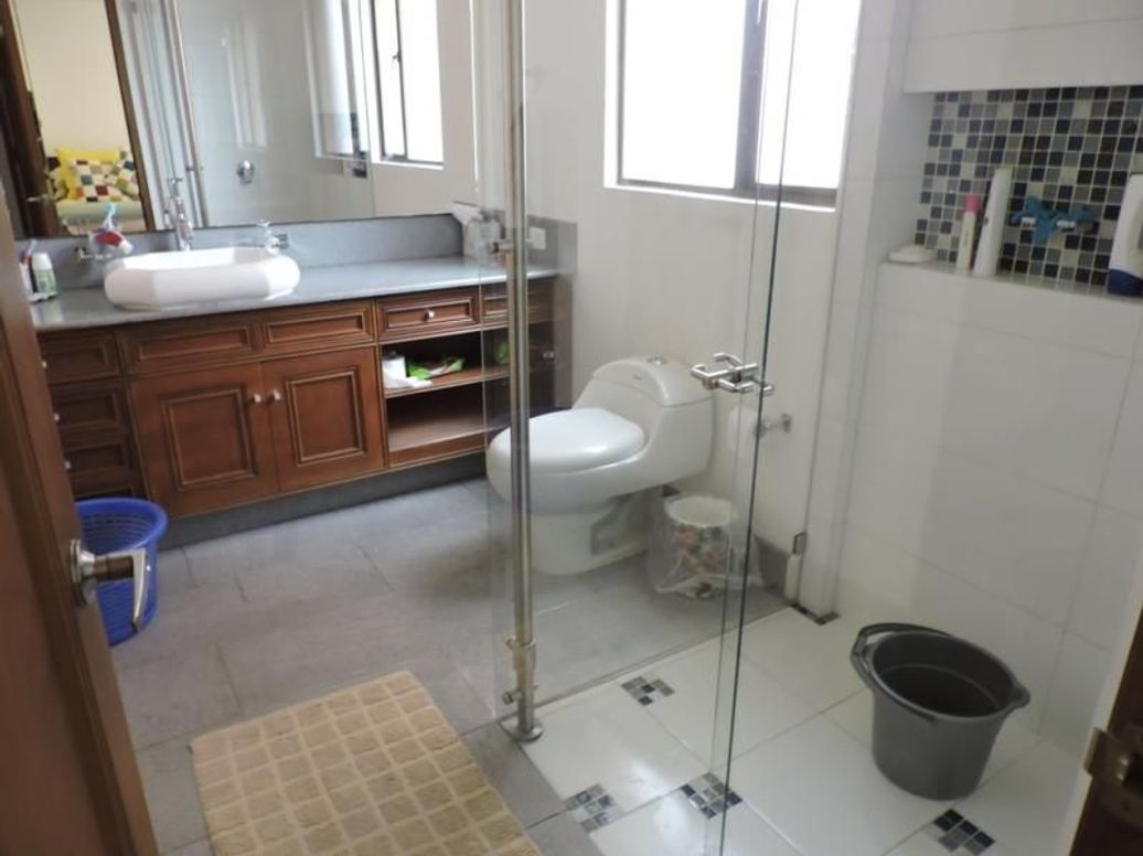 Apartamento de 3 alcobas en venta en El Refugio, Bogotá, 338 m² · foto 18 de 20