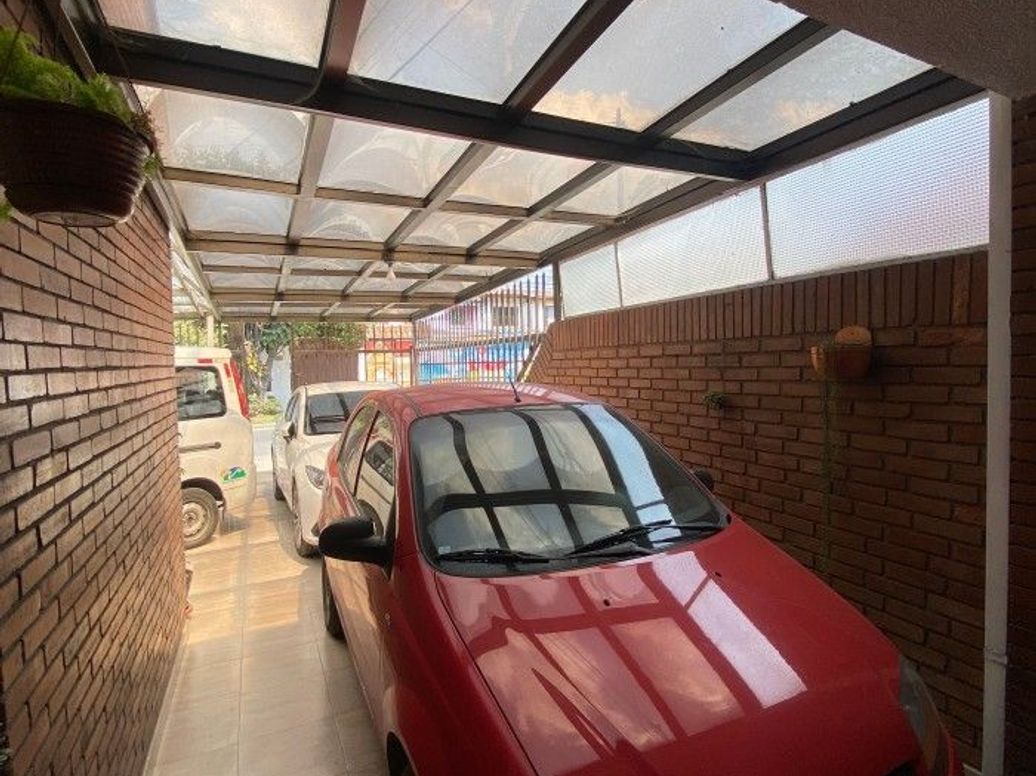 Casa de 4 alcobas en venta en Balcares, Bogotá, 165 m² · foto 5 de 14