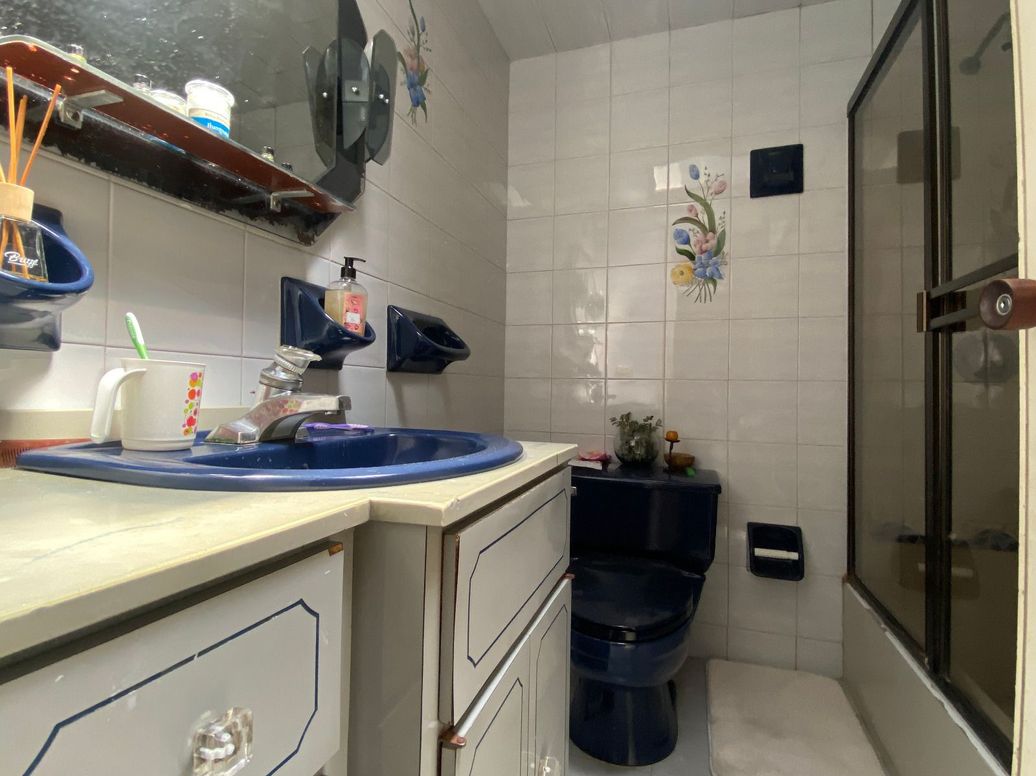 Casa de 4 alcobas en venta en Balcares, Bogotá, 165 m² · foto 8 de 14