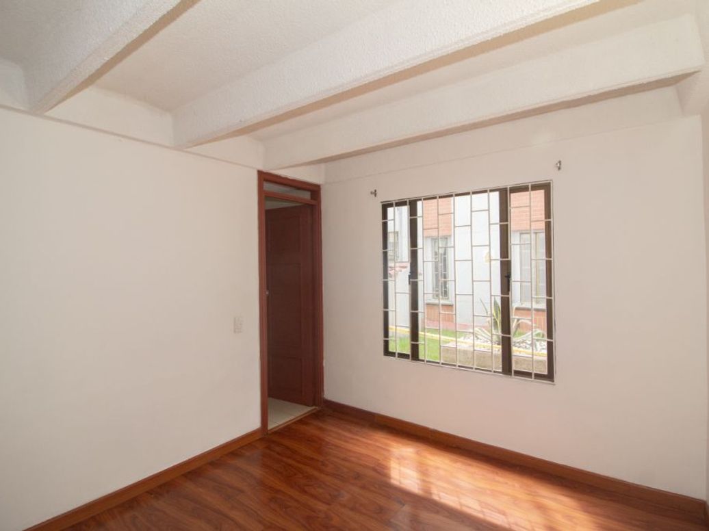 Apartamento de 3 alcobas en arriendo en Hacienda Cordoba, Bogotá, 73 m² · foto 9 de 15