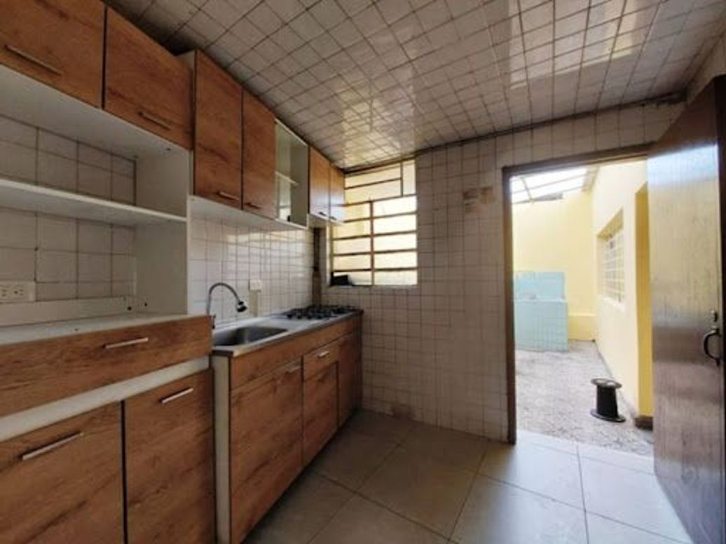 Casa de 4 alcobas en venta en Centenario, Bogotá, 103 m² · foto 5 de 18
