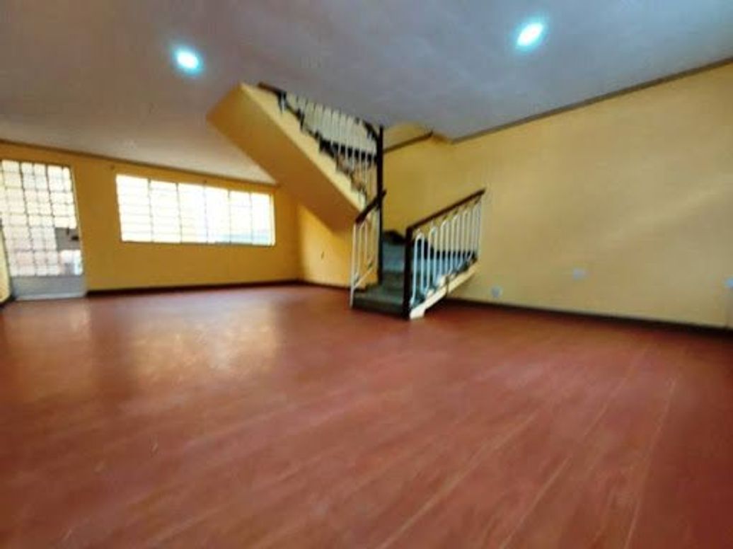 Casa de 4 alcobas en venta en Centenario, Bogotá, 103 m² · foto 3 de 18