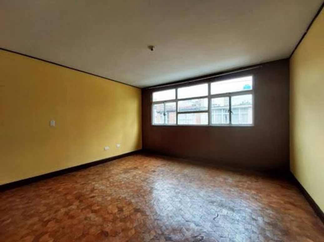 Casa de 4 alcobas en venta en Centenario, Bogotá, 103 m² · foto 11 de 18