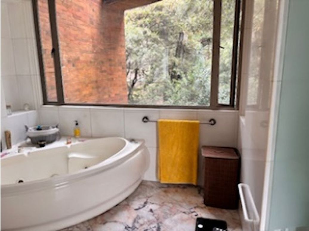 Apartamento de 4 alcobas en venta en Niza Suba, Bogotá, 400 m² · foto 14 de 17