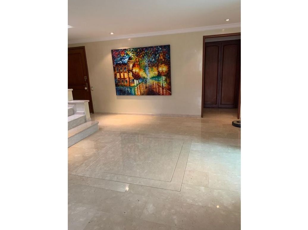 Apartamento de 4 alcobas en venta en Santa Paula, Bogotá, 283 m² · foto 8 de 20
