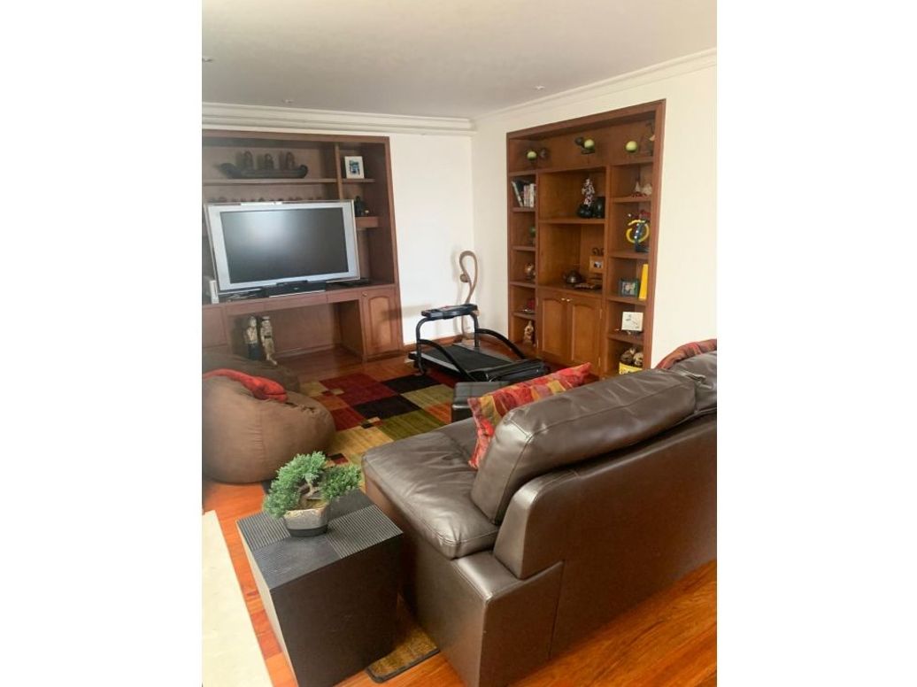 Apartamento de 4 alcobas en venta en Santa Paula, Bogotá, 283 m² · foto 7 de 20