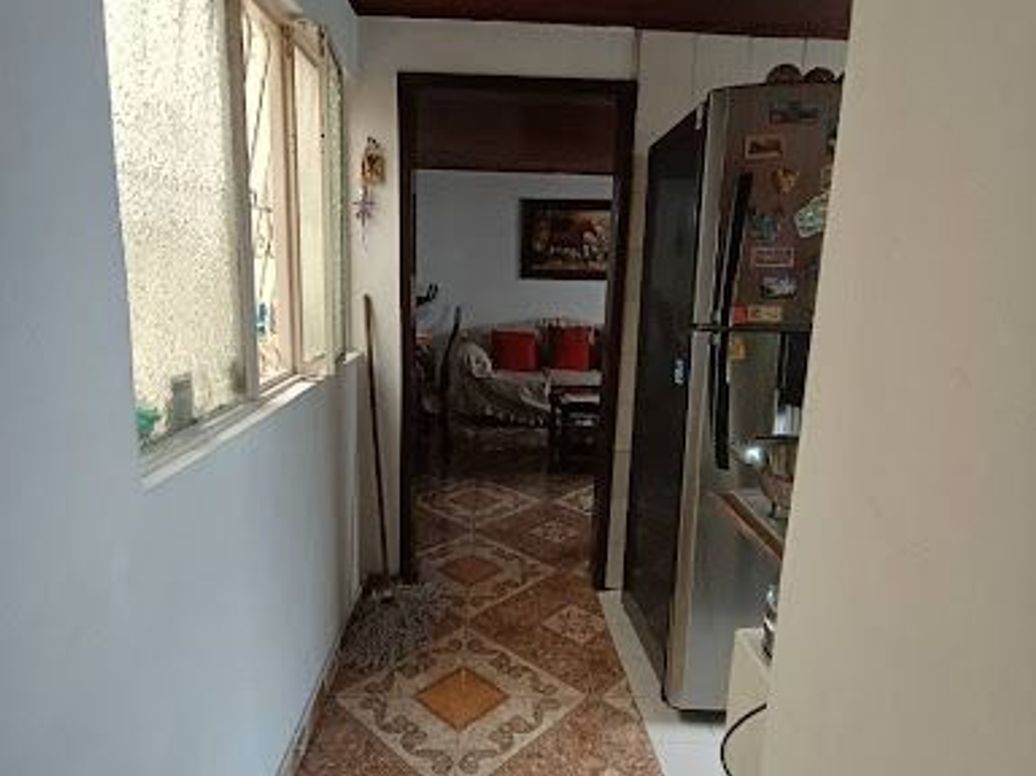 Casa de 6 alcobas en venta en Boita, Bogotá, 160 m² · foto 8 de 20