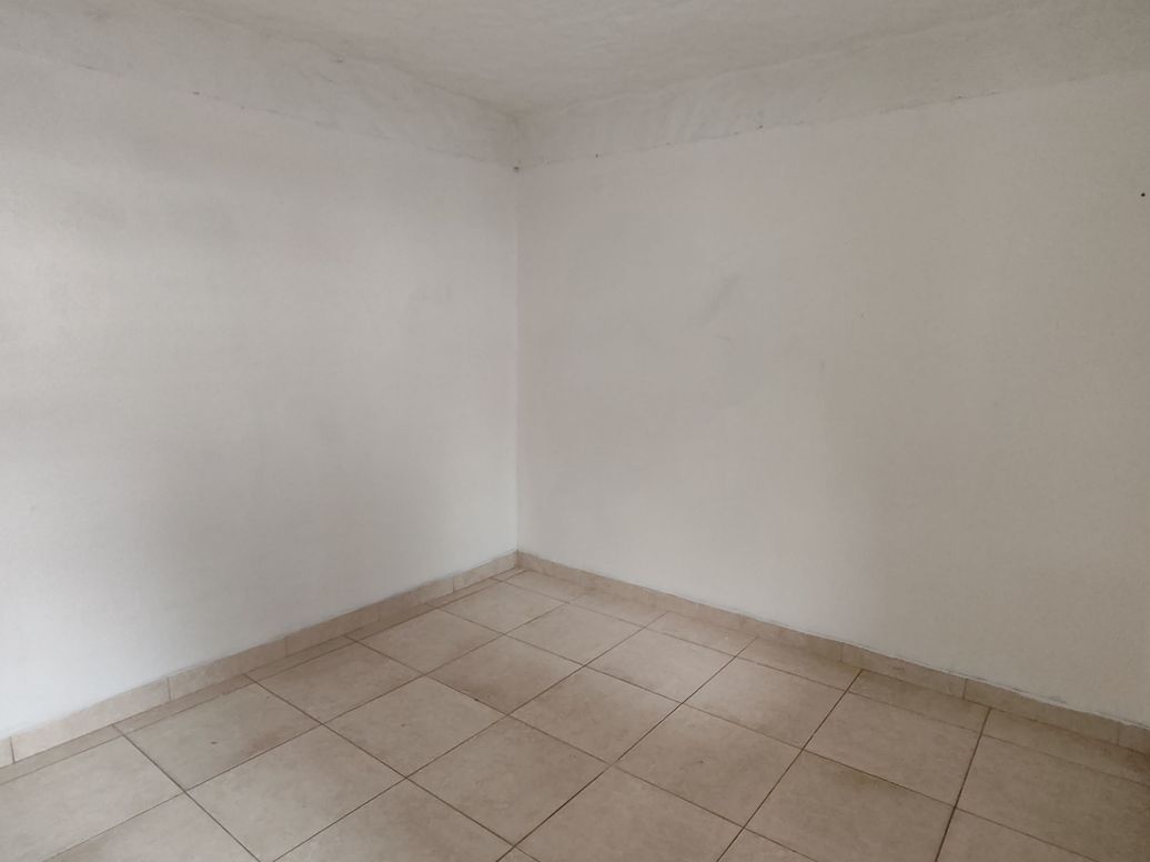 Casa de 6 alcobas en venta en Bellavista Occidental, Bogotá, 133 m² · foto 5 de 20