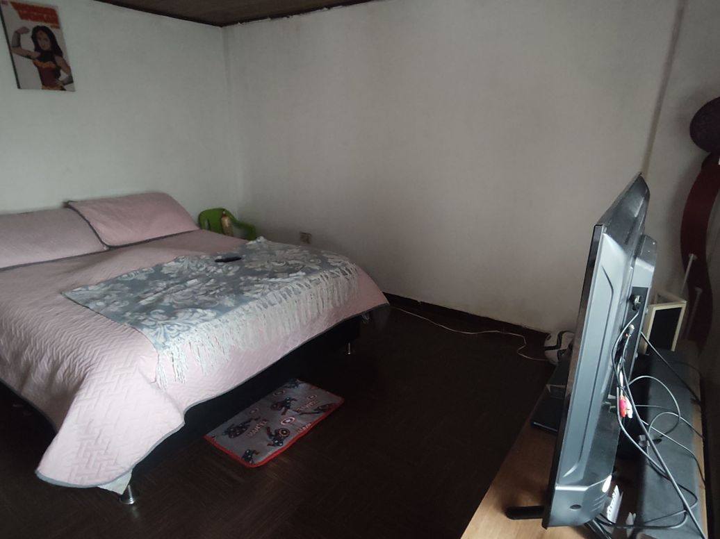 Casa de 6 alcobas en venta en Bellavista Occidental, Bogotá, 133 m² · foto 14 de 20