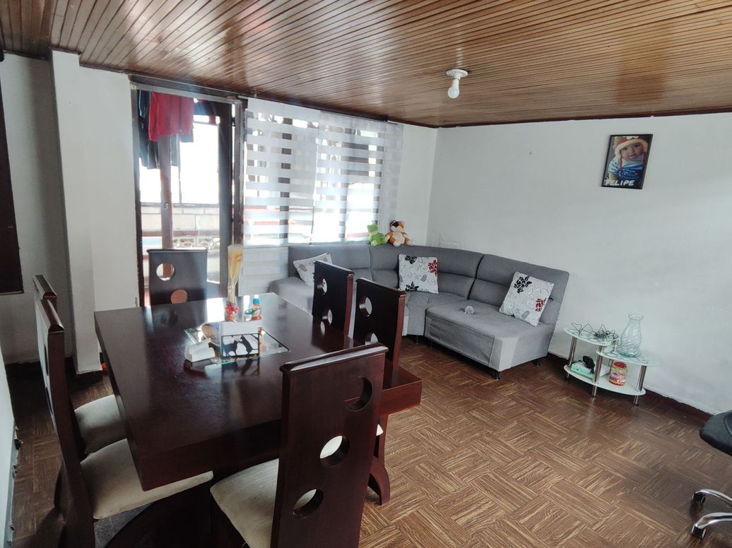 Casa de 6 alcobas en venta en Bellavista Occidental, Bogotá, 133 m² · foto 16 de 20