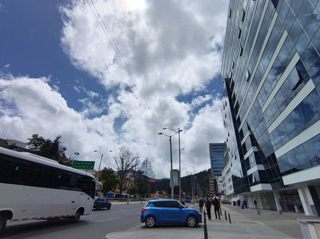 Apartamento de 2 alcobas en venta en Chico Norte Et. Ii, Bogotá, 89 m² · foto 2 de 20