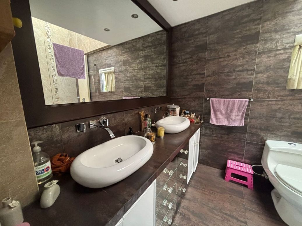 Casa de 4 alcobas en venta en Sotileza, Bogotá, 472 m² · foto 18 de 20