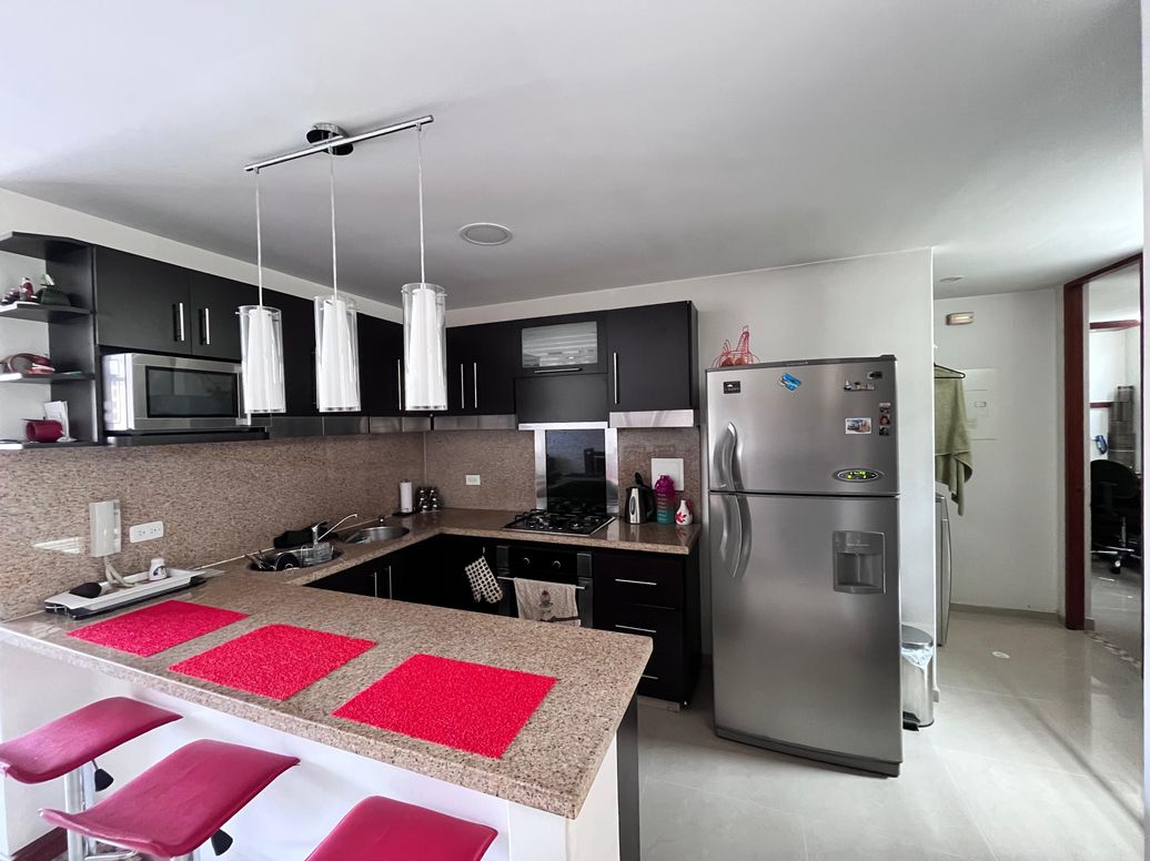 Apartamento de 3 alcobas en venta en Los Cedritos, Bogotá, 114 m² · foto 5 de 17