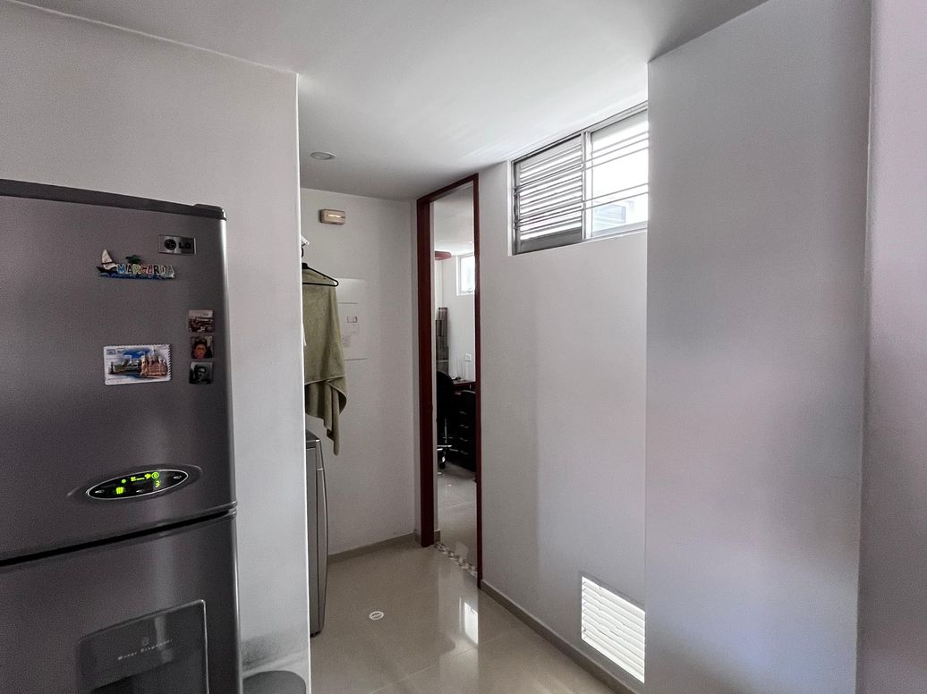 Apartamento de 3 alcobas en venta en Los Cedritos, Bogotá, 114 m² · foto 15 de 17