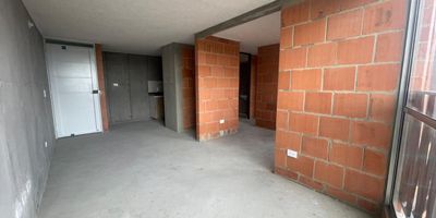 No pierdas esta gran oportunidad. Te ofrezco este espectacular apartamento en obra gris, para que lo puedas adecuar a tu gusto y estilo. Ubicado en el piso 17, lo que le ofrece una vista única a tu día a día. Urbania Bio es un proyecto con todas las comodidades para ti y tu familia con el entretenimiento de un Club House donde encontrarás salones sociales, zona cool, zona fitness con salón de spining, salón de actividades, cinema, zona húmeda con piscina de adultos y niños, zona coworking, zona lounge, zona kids, playground, zona sport con cancha múltiple de medidas no reglamentarias, zona BBQ , zona pet, zona lavandería y mucho más. Pregúntame para conocer más.