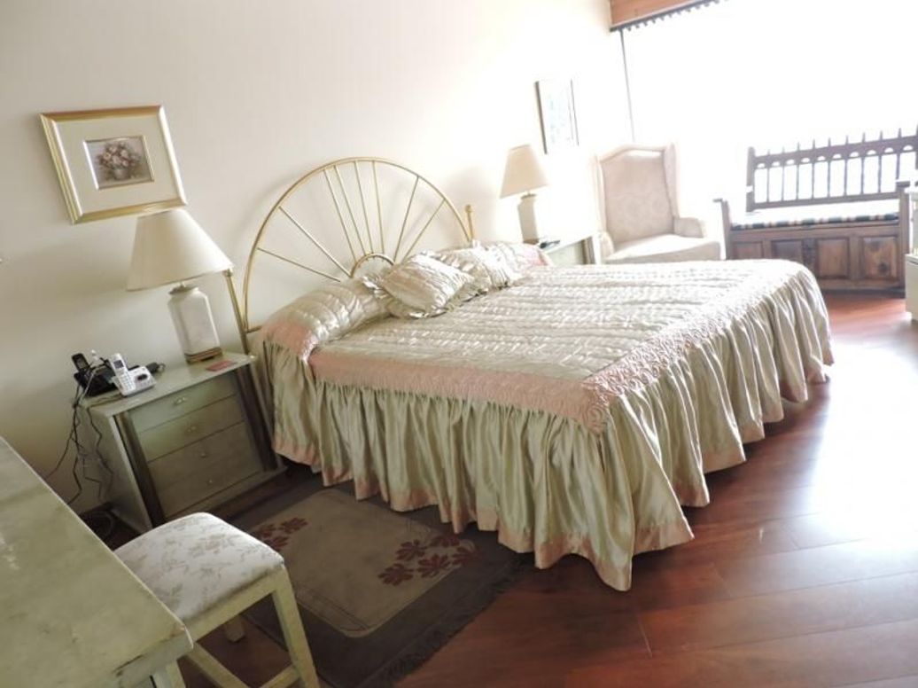 Apartamento de 3 alcobas en venta en Cedro Salazar, Bogotá, 117 m² · foto 4 de 13
