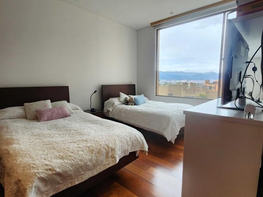 Apartamento de 3 alcobas en venta en Niza Suba, Bogotá, 275 m² · foto 12 de 18