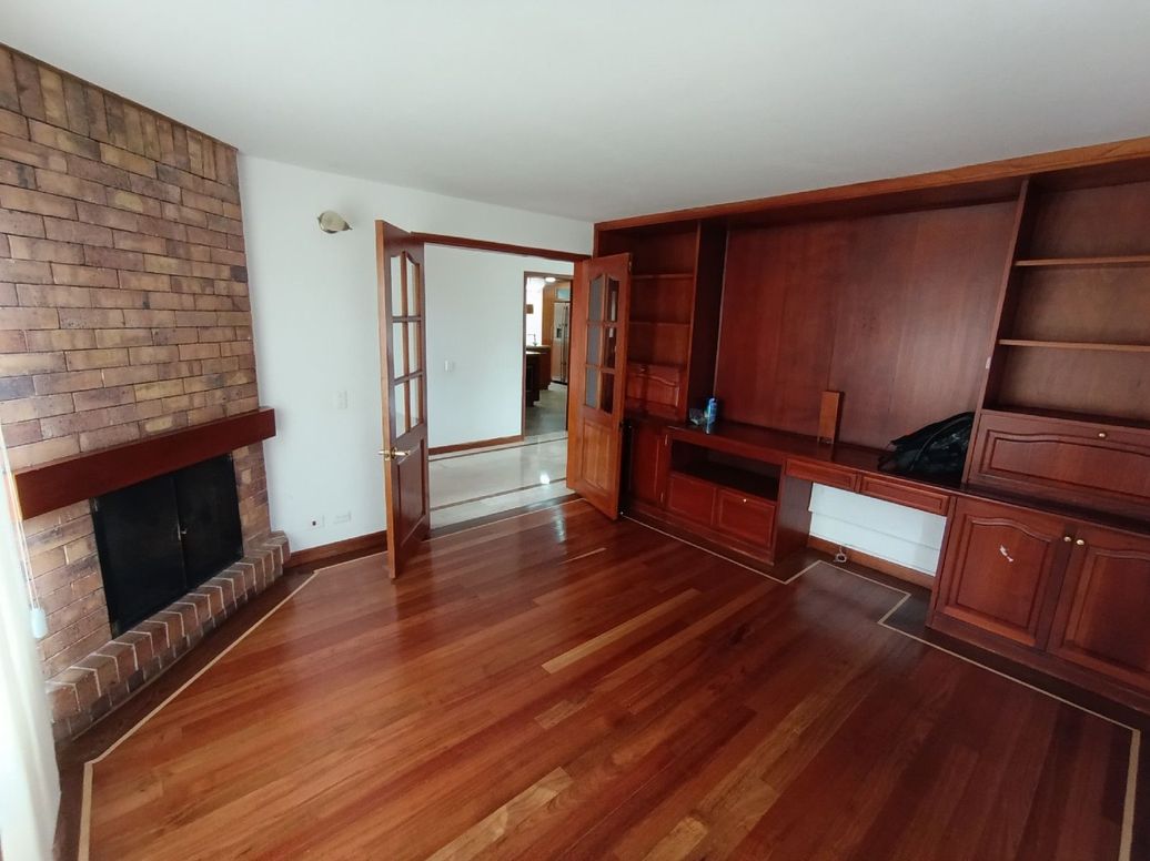 Casa de 4 alcobas en venta en San José De Bavaria, Bogotá, 400 m² · foto 19 de 20