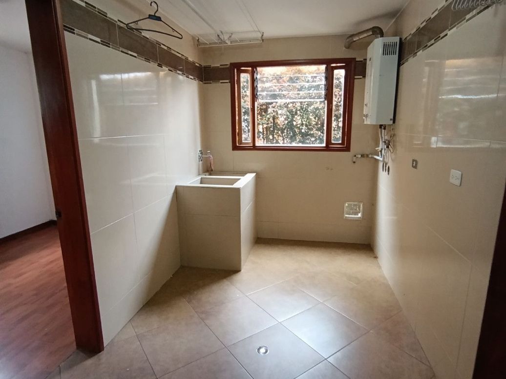 Casa de 4 alcobas en venta en San José De Bavaria, Bogotá, 400 m² · foto 16 de 20