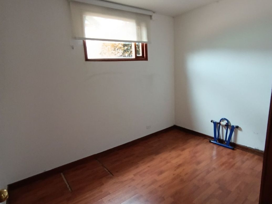 Casa de 4 alcobas en venta en San José De Bavaria, Bogotá, 400 m² · foto 17 de 20
